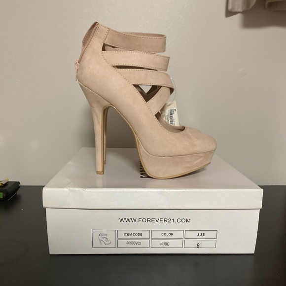 NWB Forever 21 Strappy Nude Platform Stilettos - Picture 2 of 6